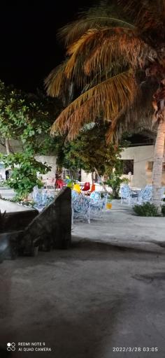 عکس اقامتگاه و کافی شاپ باغ طاها 