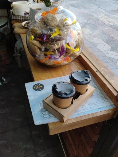 عکس کافه لزون