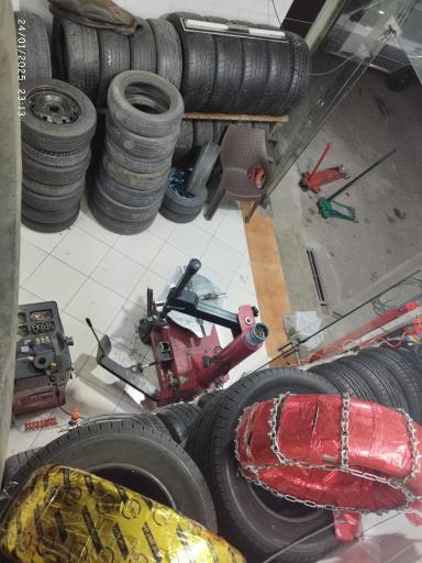 عکس آپاراتی و لاستیک فروشی سعید