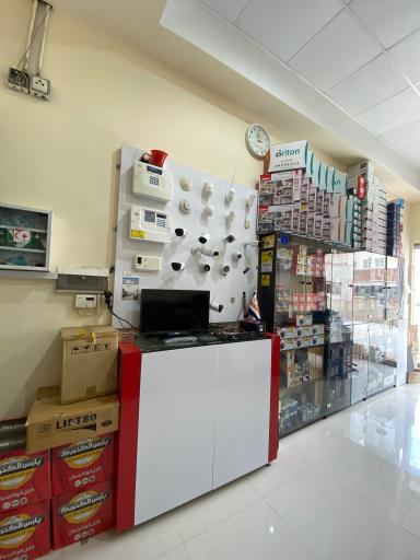 عکس ایمن تصویر شرق