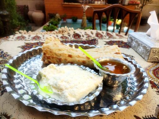 عکس کافه رستوران خانه فروغی