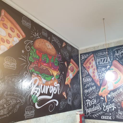 عکس فست فود M&M