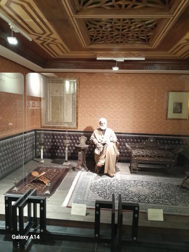 عکس کتابخانه و موزه ملی ملک