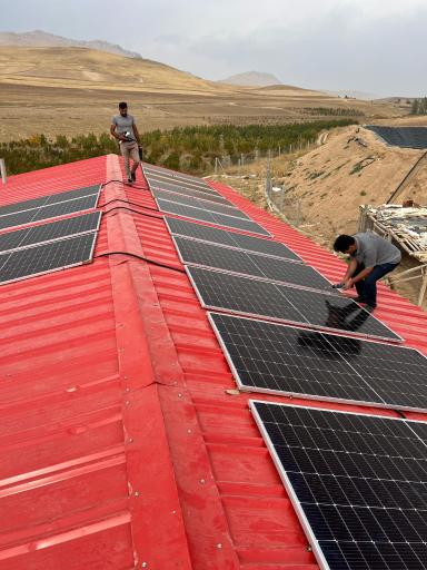 عکس پنل خورشیدی آذر سولار ارومیه