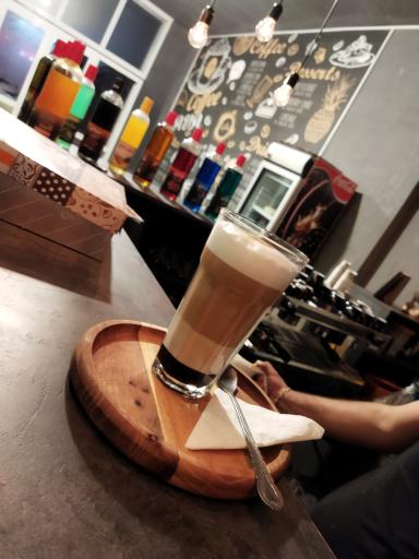 عکس کافه آوا 