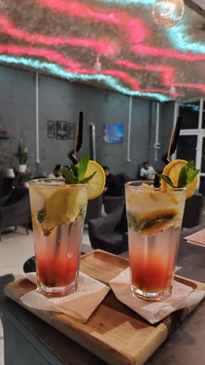 عکس کافه آوا 