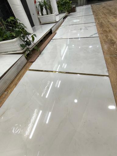 عکس فروشگاه کاشی وسرامیک محمد مشوش