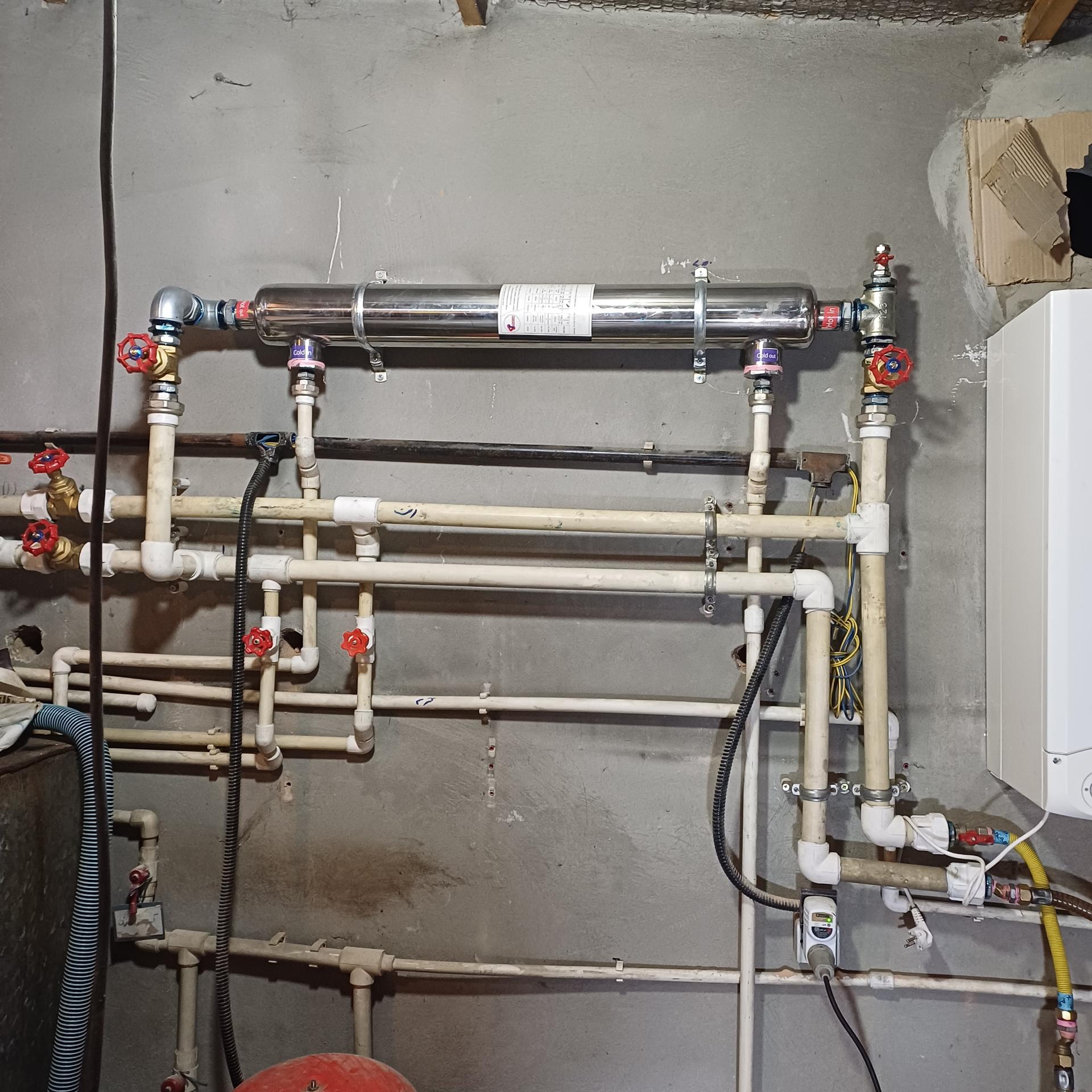 عکس تعمیرگاه پکیج کولر ابگرمکن لوله کشی 