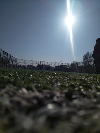 عکس زمین‌ چمن‌ مصنوعی شهید شقاقی وند