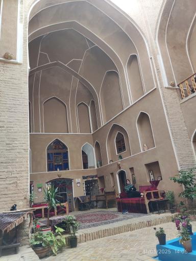 عکس رستوران خالومیرزا