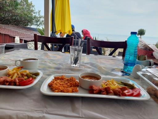 عکس هتل ساحلی نارین چالوس