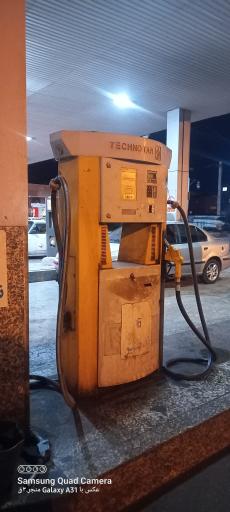 عکس جایگاه سوخت (CNG و بنزین)