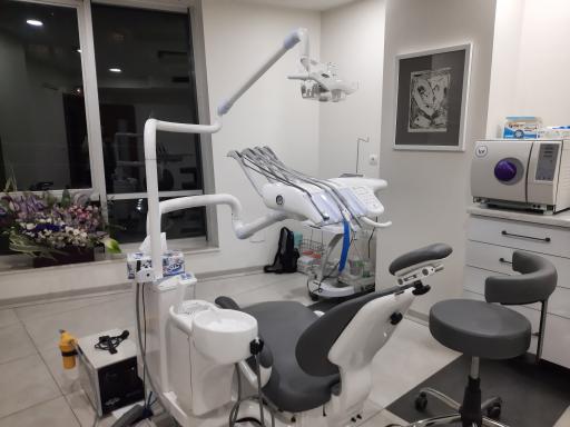 عکس دکتر علی کاظم زاده