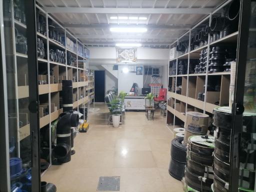عکس فروشگاه آبیار صنعت