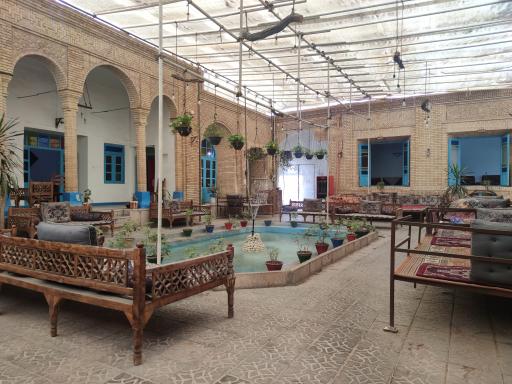 عکس کافه رستوران سنتی عمارت جیران