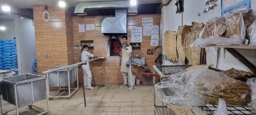 عکس نانوایی سنگک