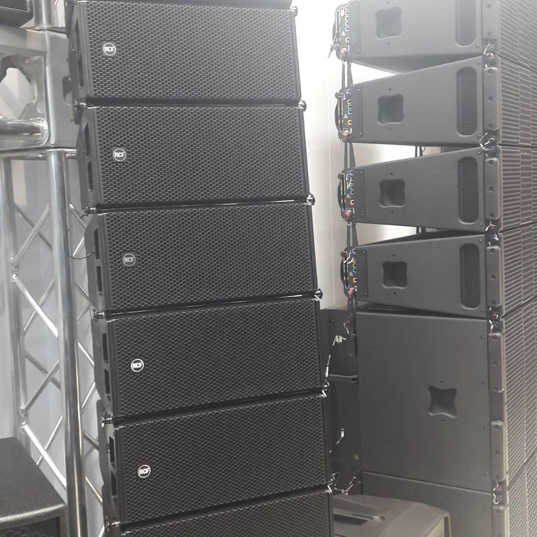 عکس استودیو موسیقی چکامه