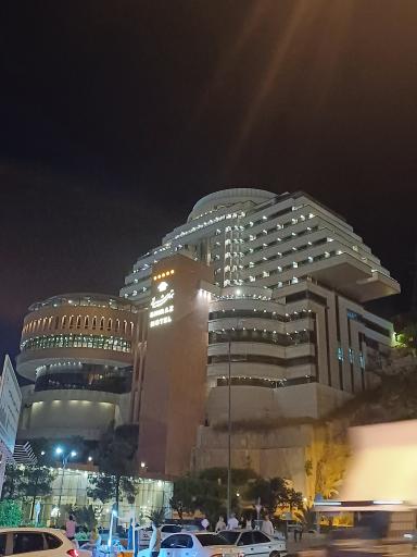عکس هتل بزرگ شیراز