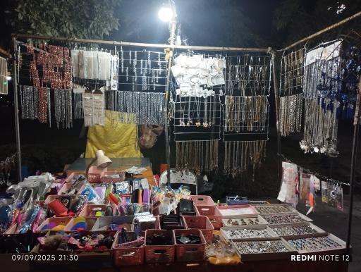 عکس غرفه بدلیجات برادران طاهری