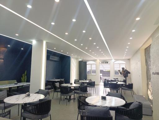 عکس کافه فست فود لحظه