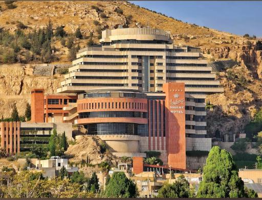 عکس هتل بزرگ شیراز