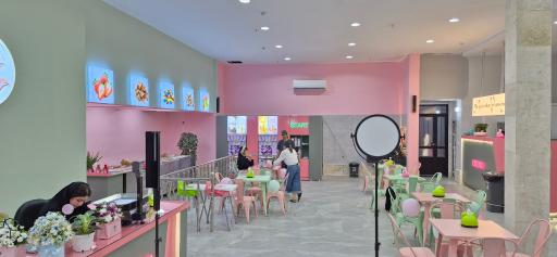 عکس سلف بستنی لیلیوم