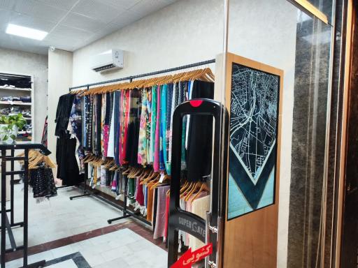 عکس فروشگاه شال و روسری الینا 