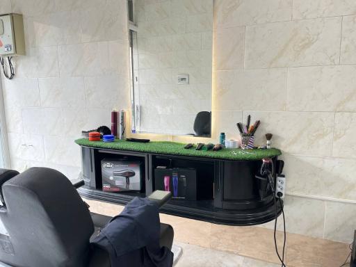 عکس آرایشگاه مارکار