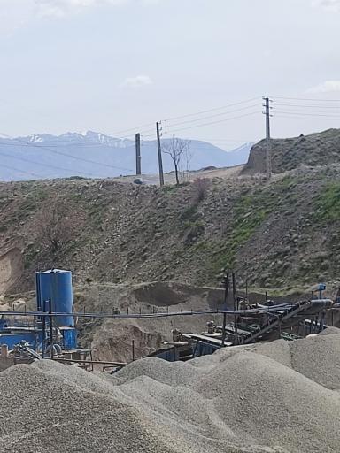عکس کارگاه تولیدی شن و ماسه