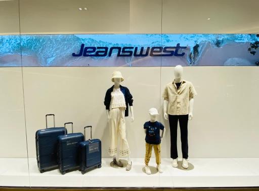 عکس جین وست