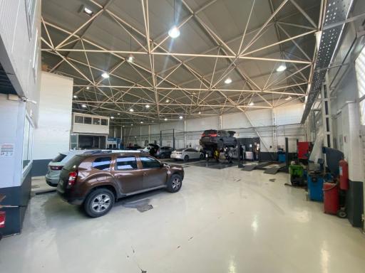 عکس نمایندگی رنو تیموری