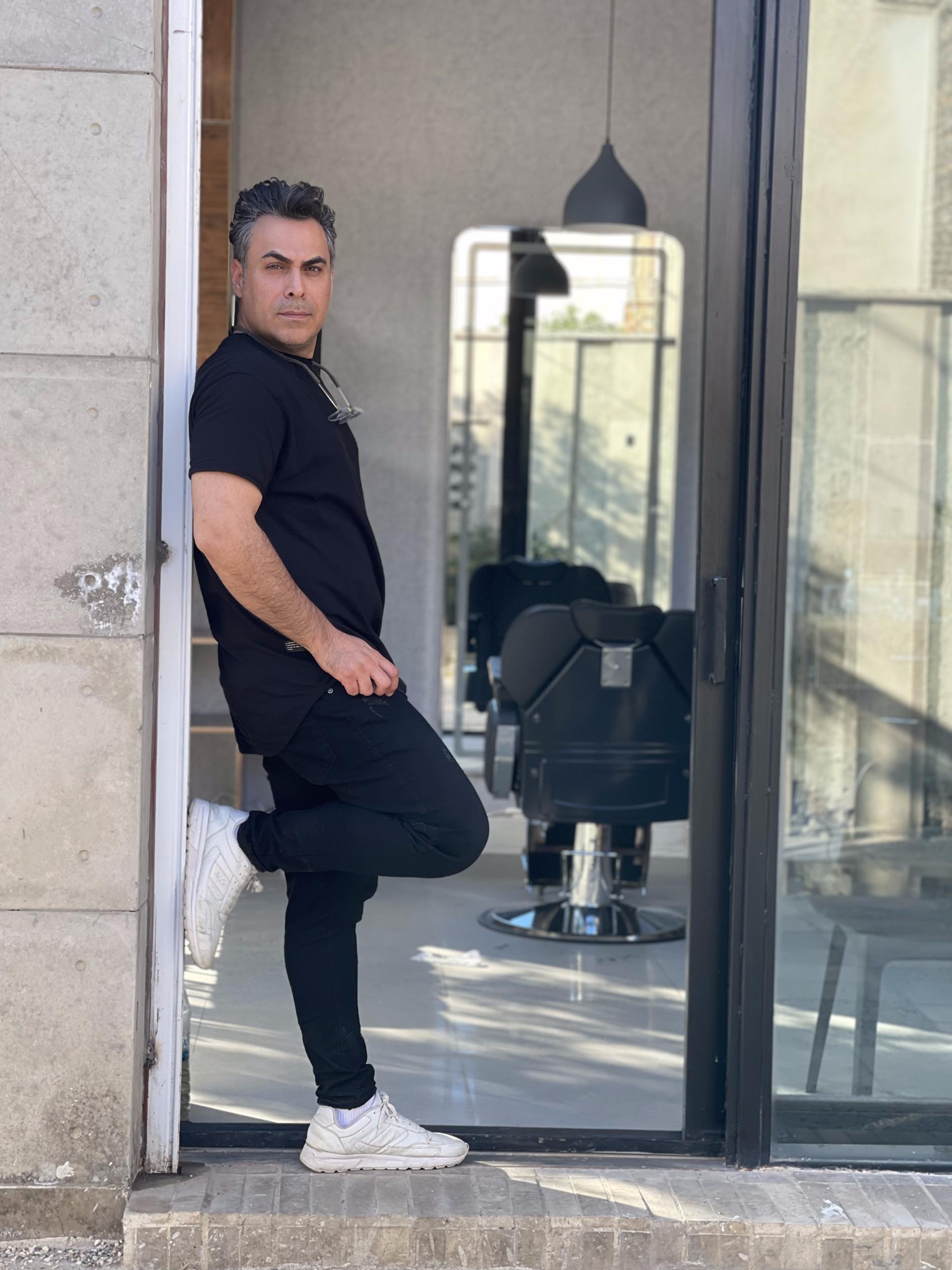 عکس آرایشگاه مردانه موراکو