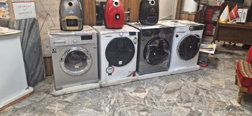 عکس نمایندگی پاکشوما پیروزی