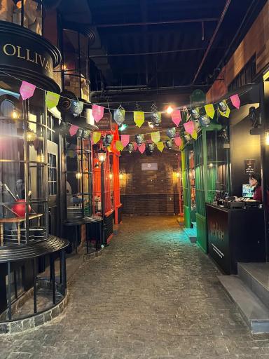 عکس مرکز تجاری اداری همیلا