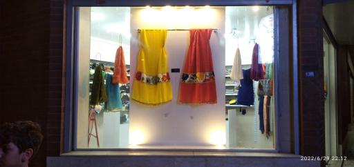 عکس گالری شال و روسری پاپیون