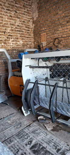 عکس کارگاه تولید خاموت جوزی