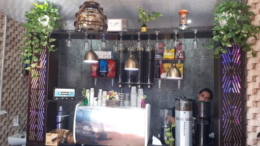 عکس کافه لبخند