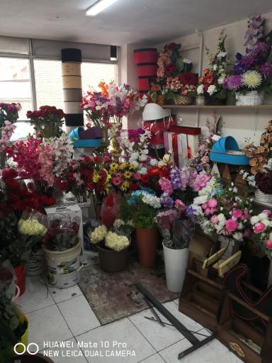 عکس گل فروشی صدف