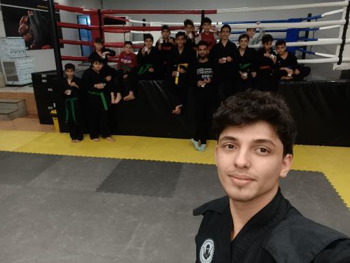 عکس باشگاه مایا