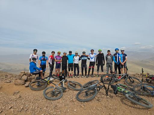 عکس کوه شیر سنگی (پستانک)