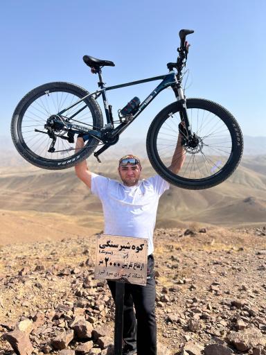 کوه شیر سنگی (پستانک)