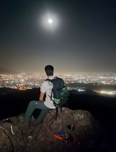 عکس کوه شیر سنگی (پستانک)