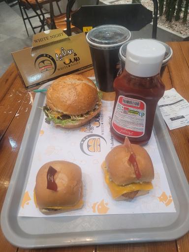 عکس فست فود شب سفید