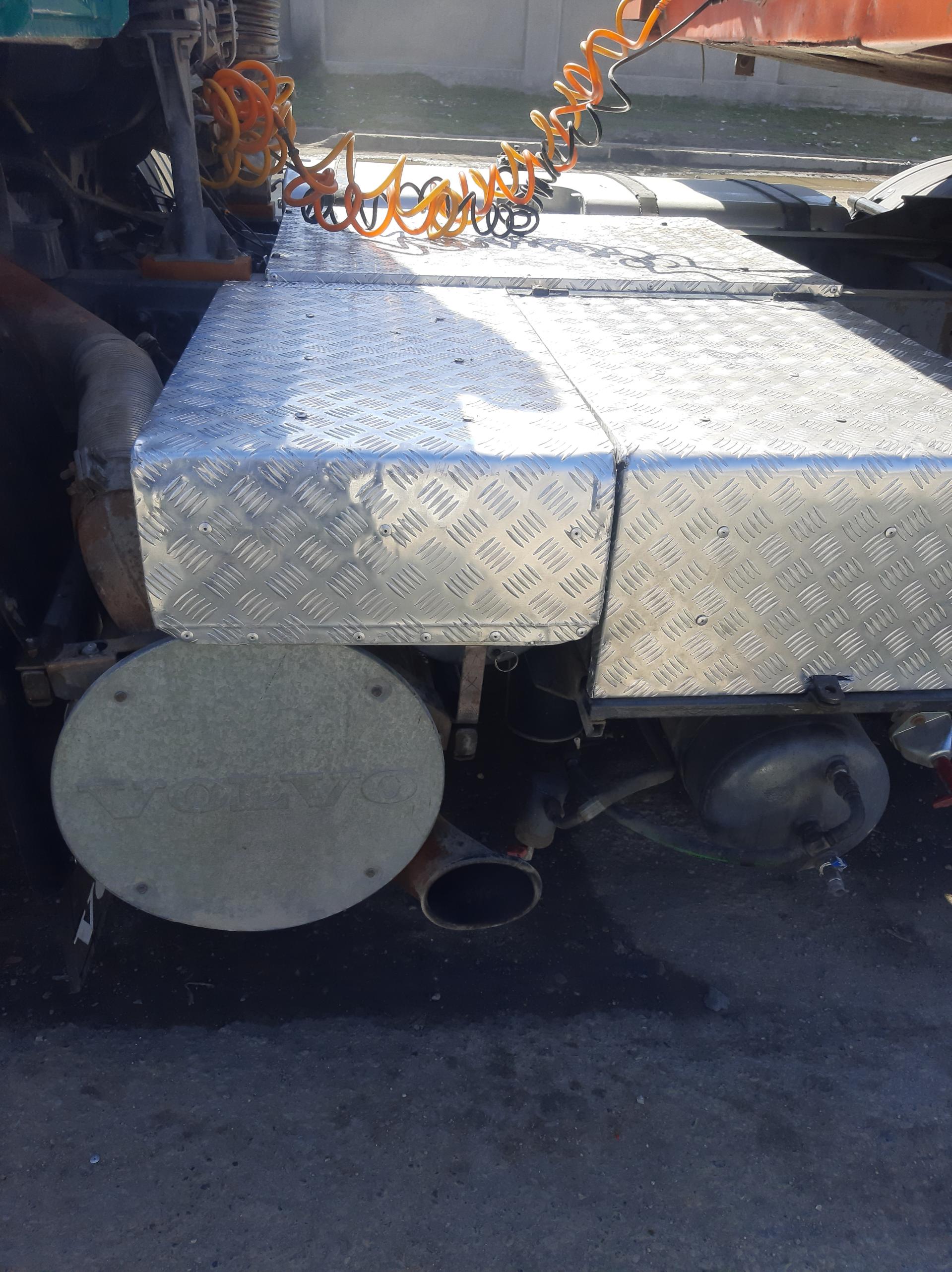 عکس باک‌سازی ماشین آریا