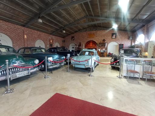 عکس موزه‌‌ خودروهای کلاسیک