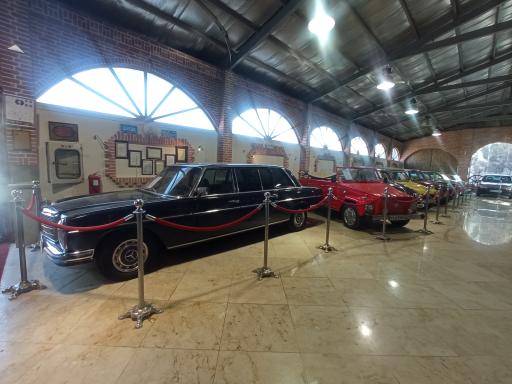 عکس موزه‌‌ خودروهای کلاسیک