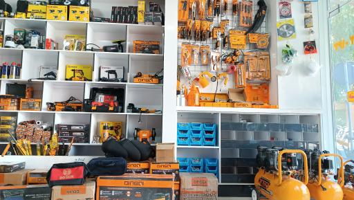 عکس ابزار فروشی ساحل