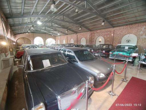 عکس موزه‌‌ خودروهای کلاسیک