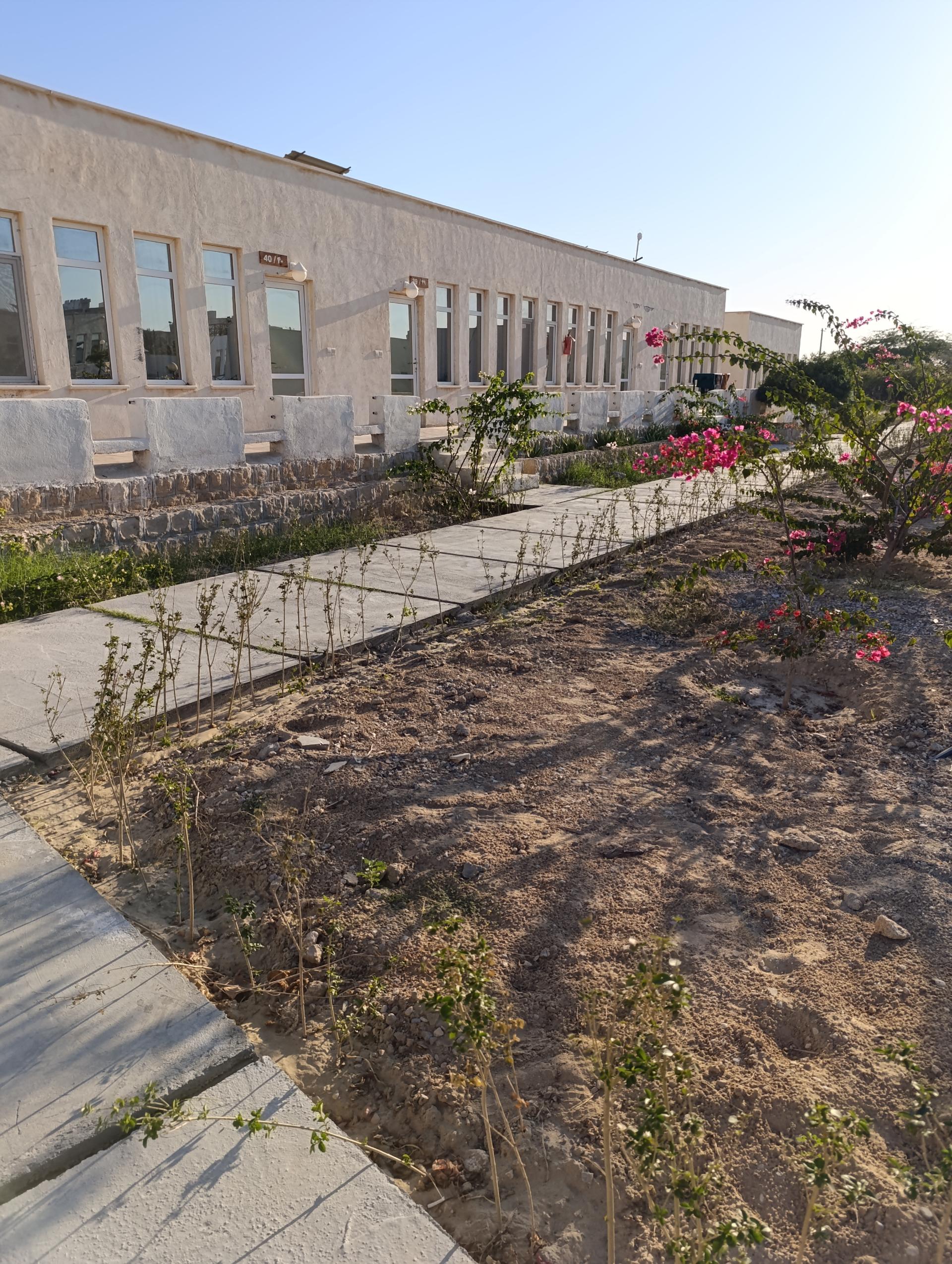 عکس مجتمع اقامتی باغ ایران زمین قشم