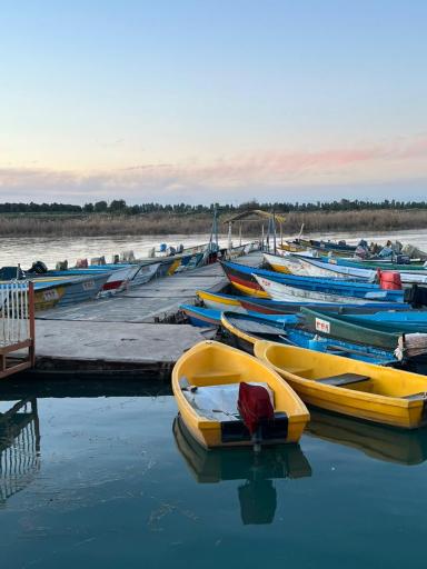 عکس اسکله مرکزی قایقهای موتوری